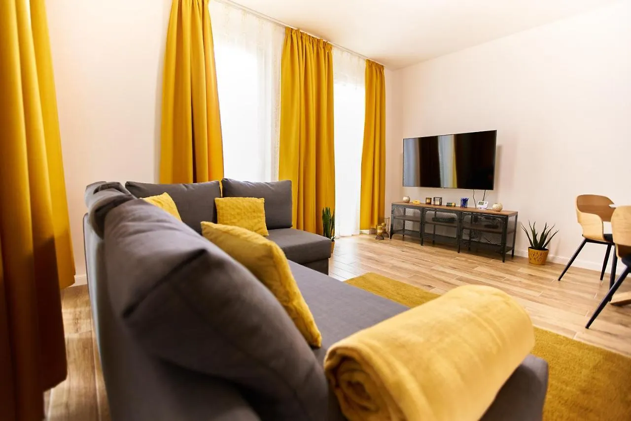 Starlight Bronze Szeged- Exclusive Apartment Hungary