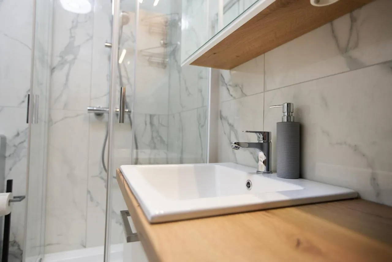Starlight Bronze Szeged- Exclusive Apartment